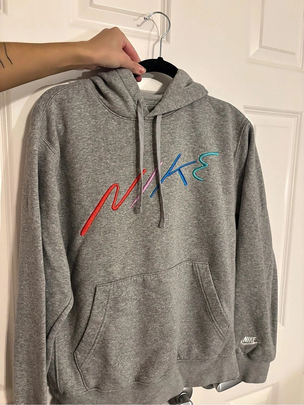 Nike Club Fleece Brushed-Back Graphic Pullover Hoodie Gray